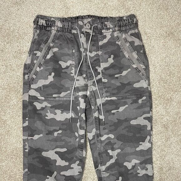 America Eagle Next Level Stretch Camo Jeans - Picture 4 of 7